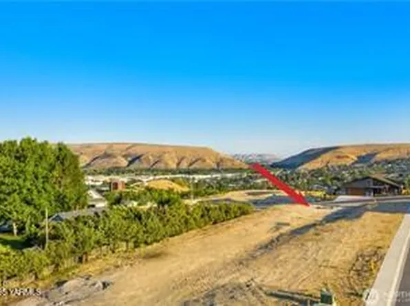 801 Selah Vista Way #6, Selah, WA 98942