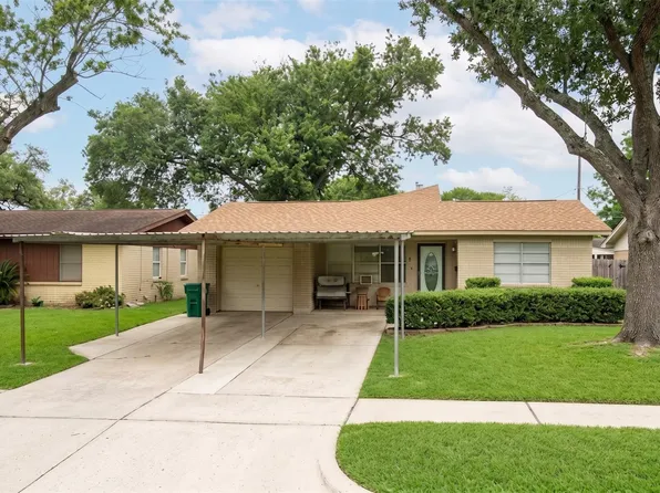 3311 Longwood Dr, Pasadena, TX 77503