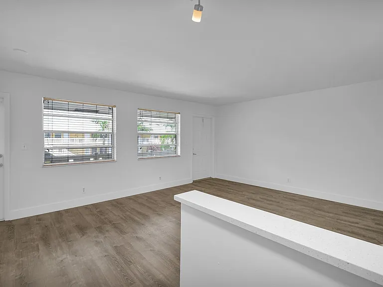4051 NE 13th Ave #69 — Photo 11