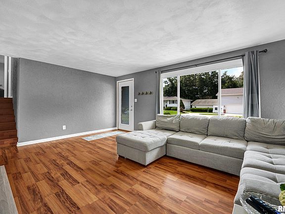 3rd image of 10525 W Galan Ct