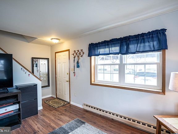 4th image of 619 Marjorie Mae St