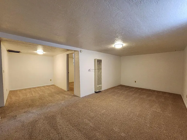 733 Columbia St — Photo 3
