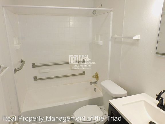 5th image of 2103 Finley St