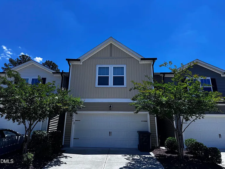 1748 Clayfire Dr — Photo 2