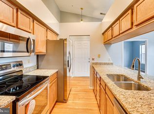 2808 Clear Shot Dr APT 930, Silver Spring, MD 20906