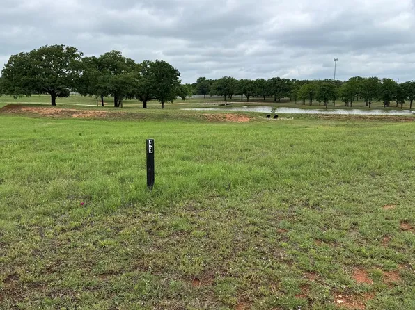 108 Baume Ct, Fredericksburg, TX 78624