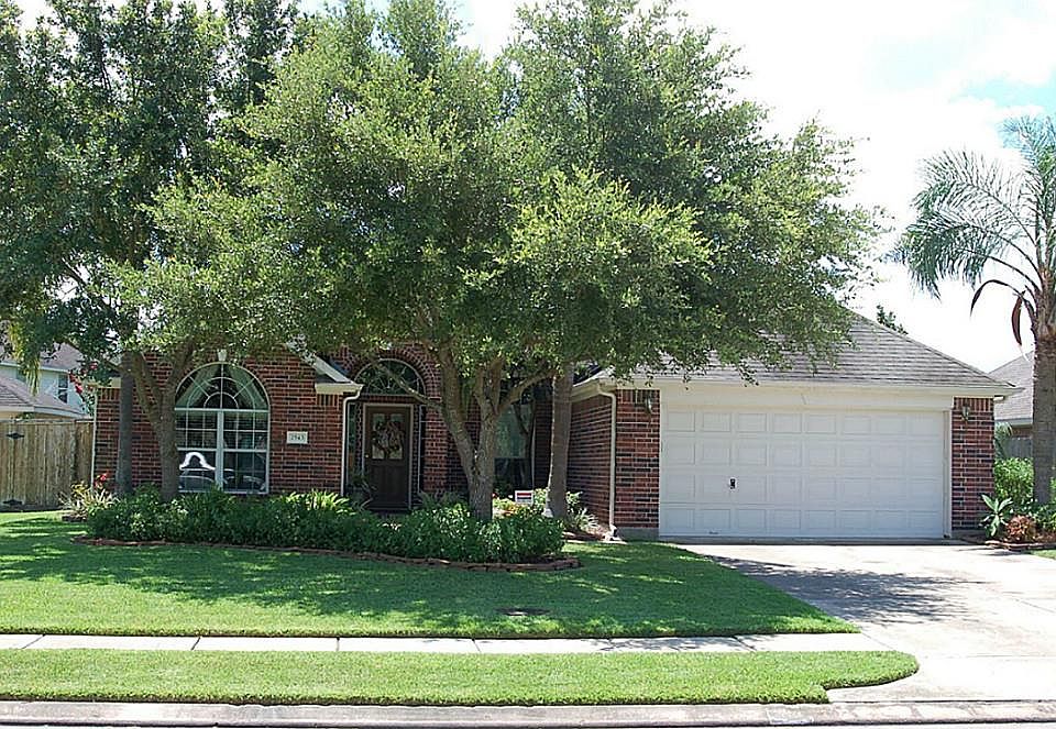 1st image of 2543 Hidden Creek Dr