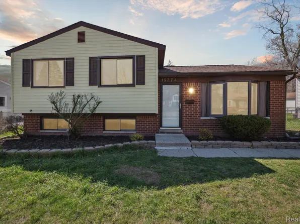 15774 Springhill St, Romulus, MI 48174