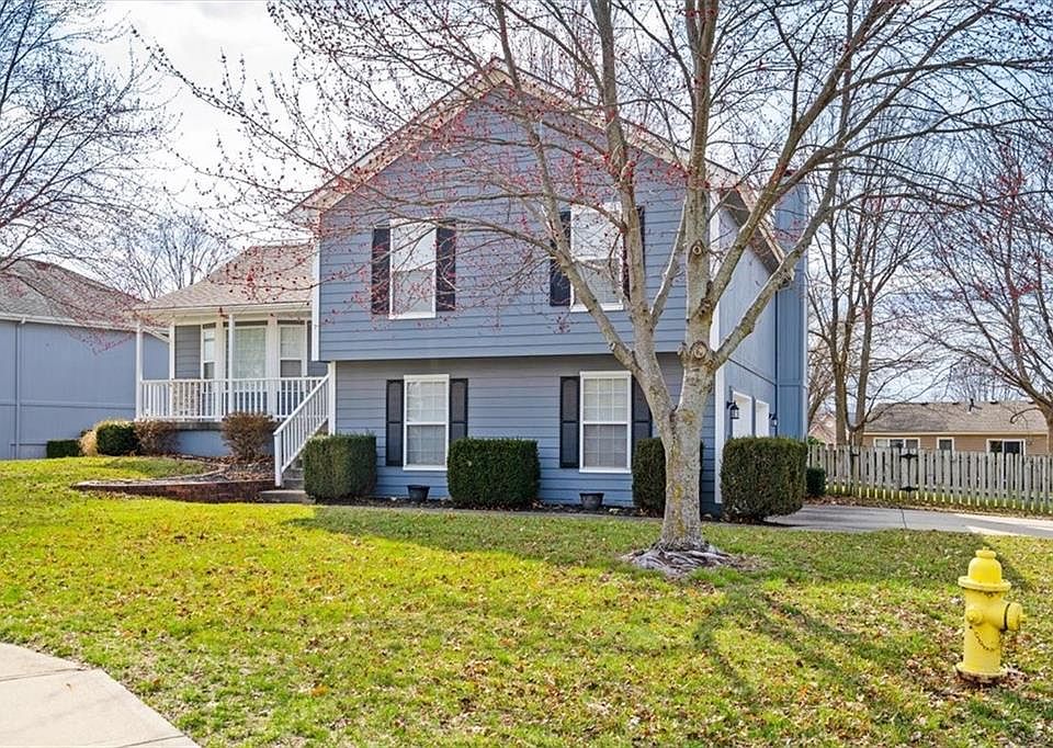 508 SE Battery Dr, Lees Summit, MO 64063 | Zillow