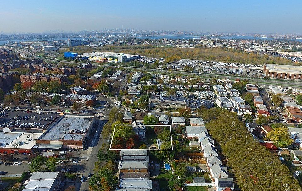 14517 Willets Point Blvd Whitestone, NY, 11357 Apartments for Rent