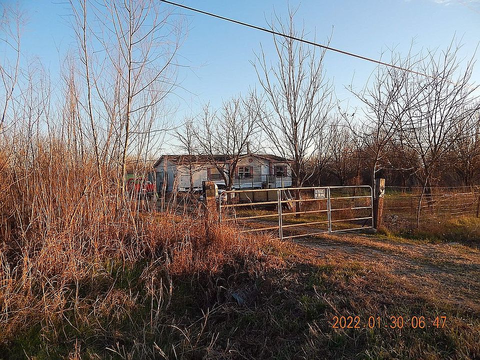 Recent photo, Fixer Upper.