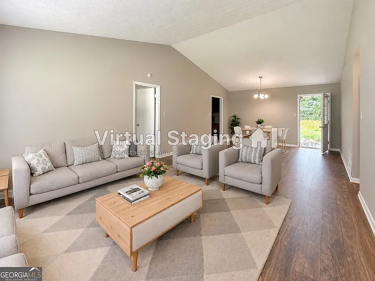 813 Post Oak Cir — Photo 7
