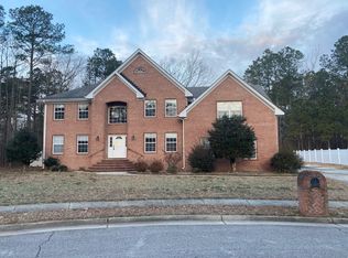1614 W Falcon St, Suffolk, VA 23434