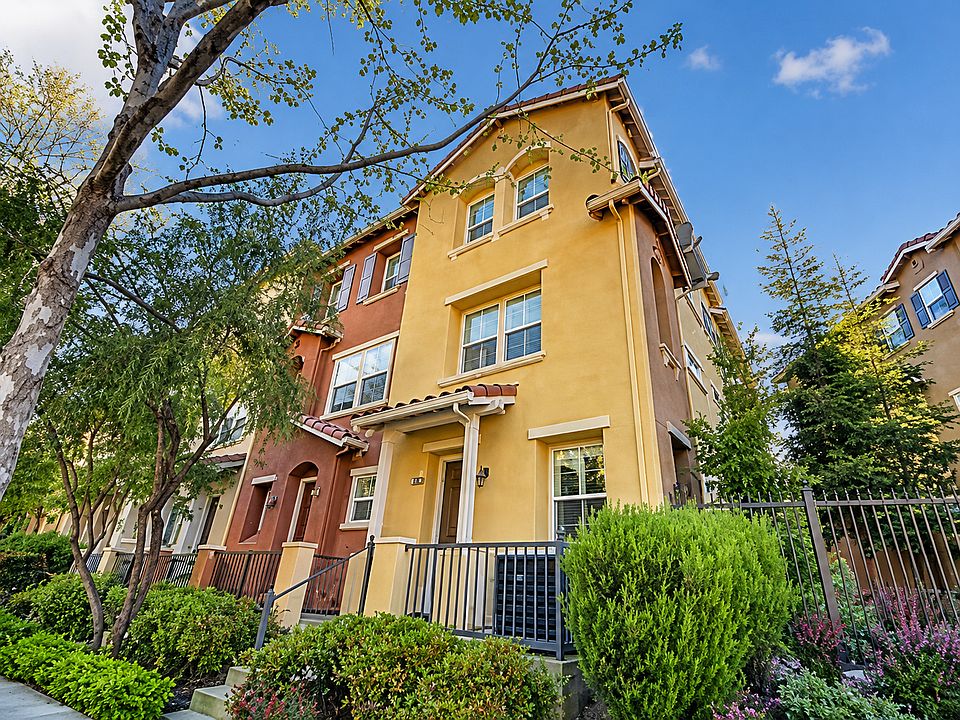 1st image of 2502 Autumnvale Dr