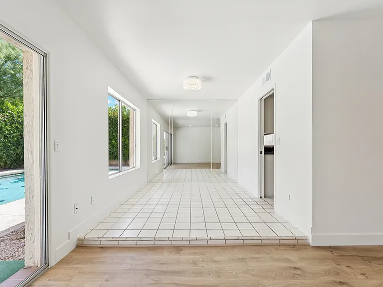 7736 E Buena Terra Way — Photo 7