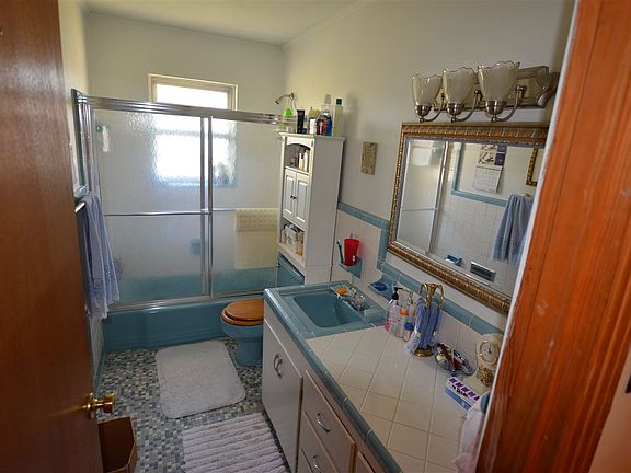5th image of 1115 N Park Ave