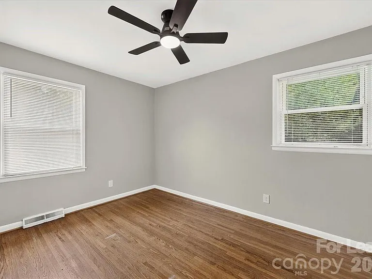 3237 Harrow Pl — Photo 19