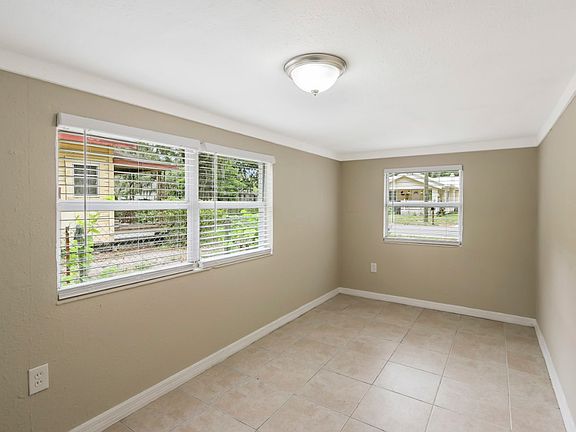 5th image of 4210 N Downing Ave
