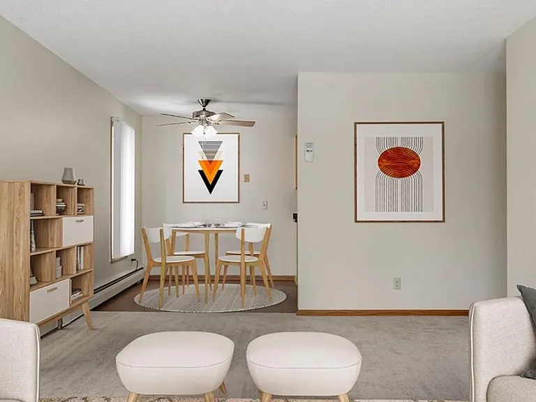 View Pointe Apartments — Photo 35