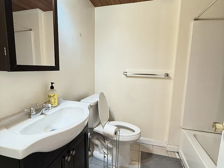 23 Cottage Ave #1A — Photo 7
