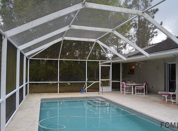 3rd image of 13 Princess Kathleen Ln