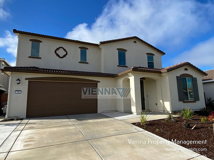 1st image of 716 Merengue Ct