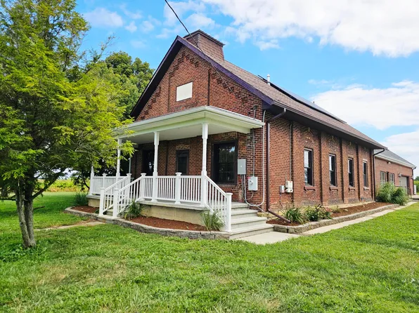 7946 Us Highway 22 E, Ne, OH 43145
