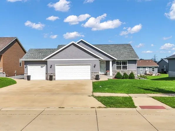 2923 James Pkwy SW, Cedar Rapids, IA 52404