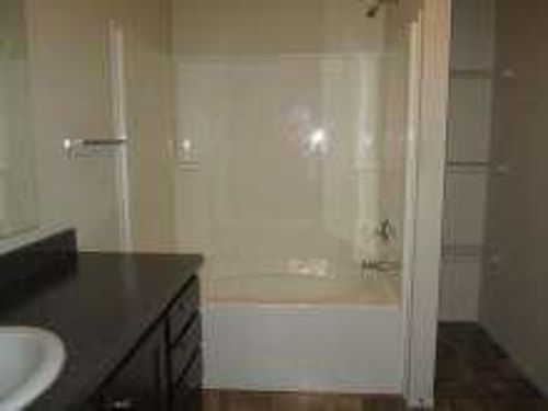2nd image of 1852 Carmel Dr