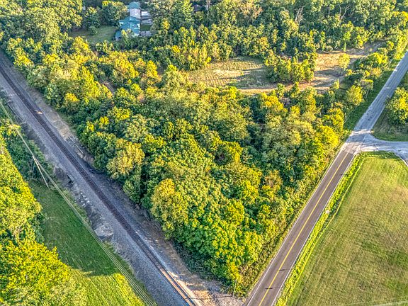 3rd image of 1300 Tolle Rd