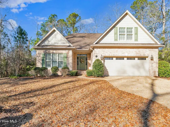 1402 Sennia Court SE, Bolivia, NC 28422