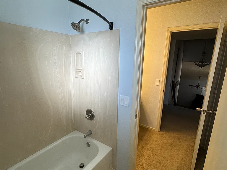 3728 N Copenhagen Dr — Photo 17