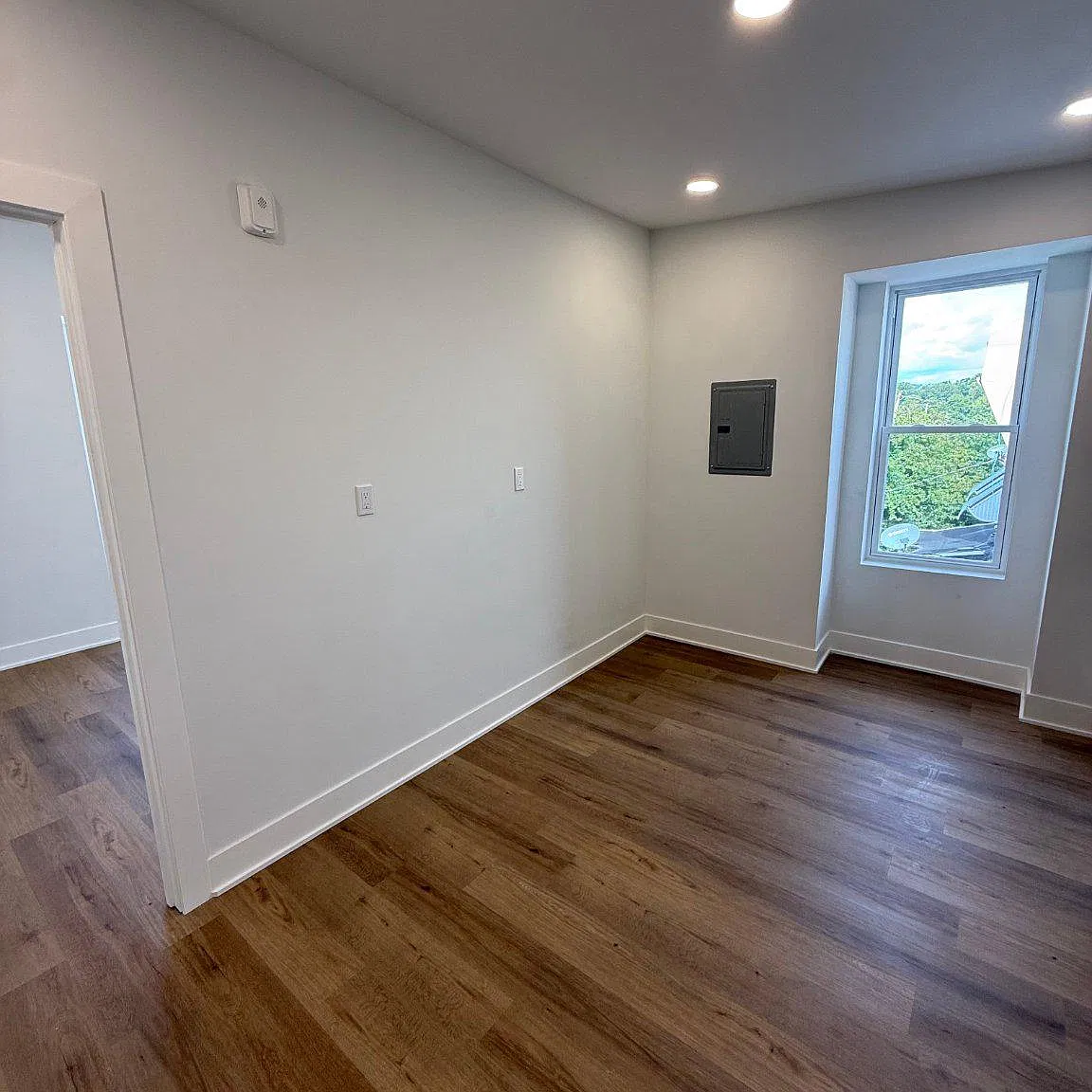 1 bed, 1.0 bath, 500 sqft, $1,250 — Photo 4