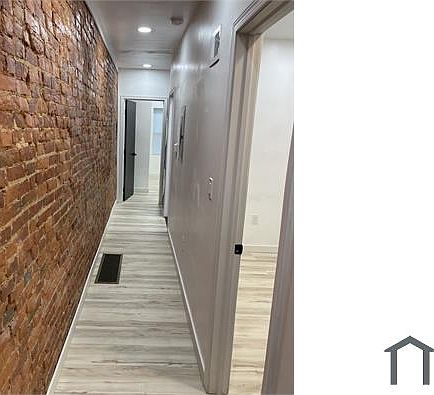 5th image of 1127 W Cumberland St #1A