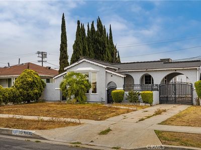 10022 S Manhattan Pl, Los Angeles, CA, 90047