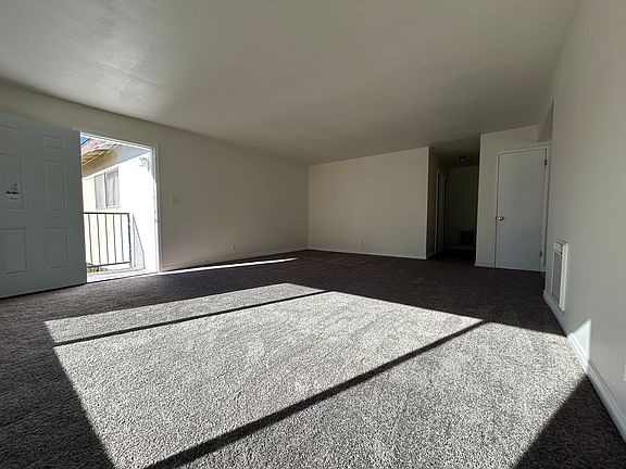 3rd image of 18515 Rio Seco Dr APT D