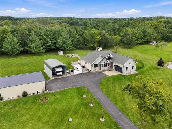 3082 E 400 N, Fremont, IN 46737