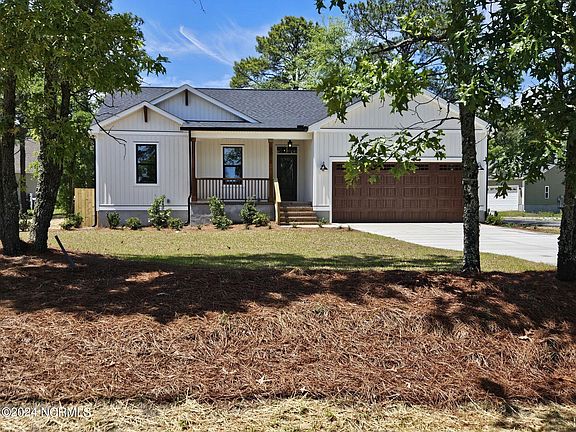 3rd image of 3012 River Hills Drive SW