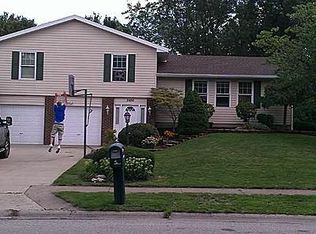 2486 Sherwood Dr, Stow, OH 44224