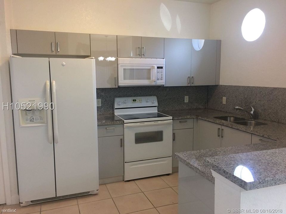 2nd image of 4435 SW 160th Ave