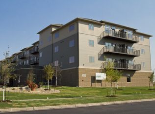 29 West, Fargo, ND 58104