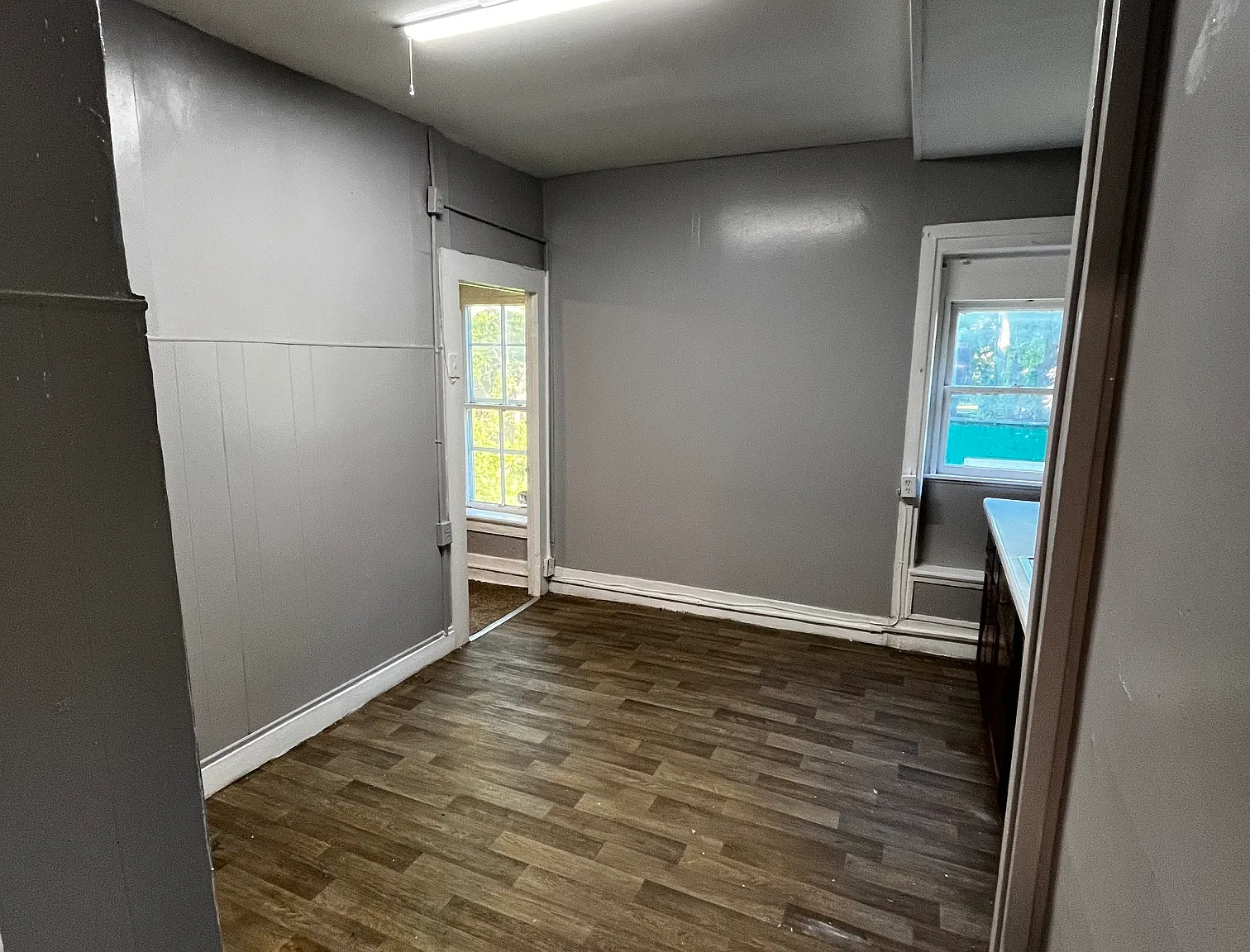3 bed, 1000 sqft, $1,100 — Photo 3