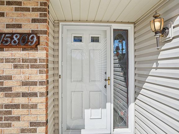 3rd image of 15809 Harmony Way Ct