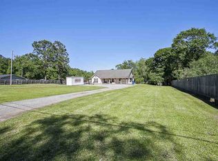 380 Oldbury St, Vidor, TX 77662