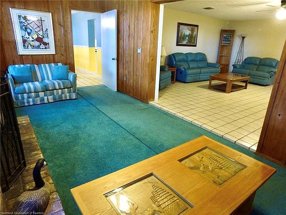 3rd image of 100 Lake Francis Ct