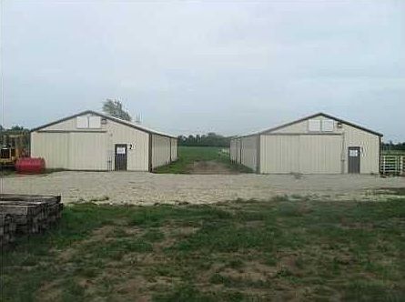 2 barns with horse stalls