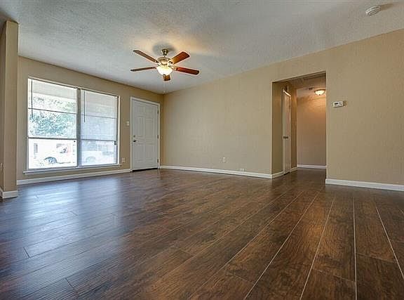 4th image of 4749 Harper Dr