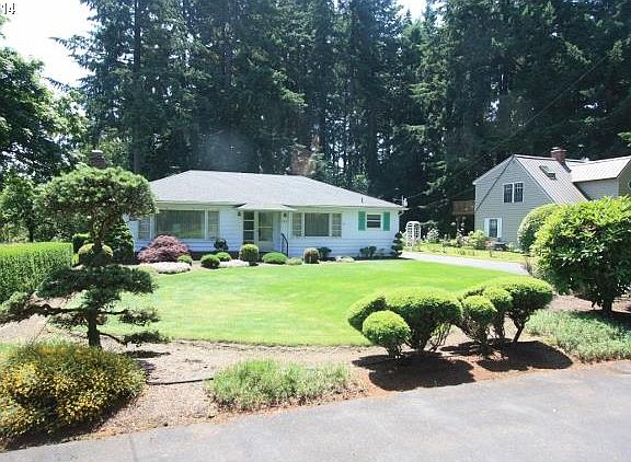 2nd image of 4810 SE River Dr