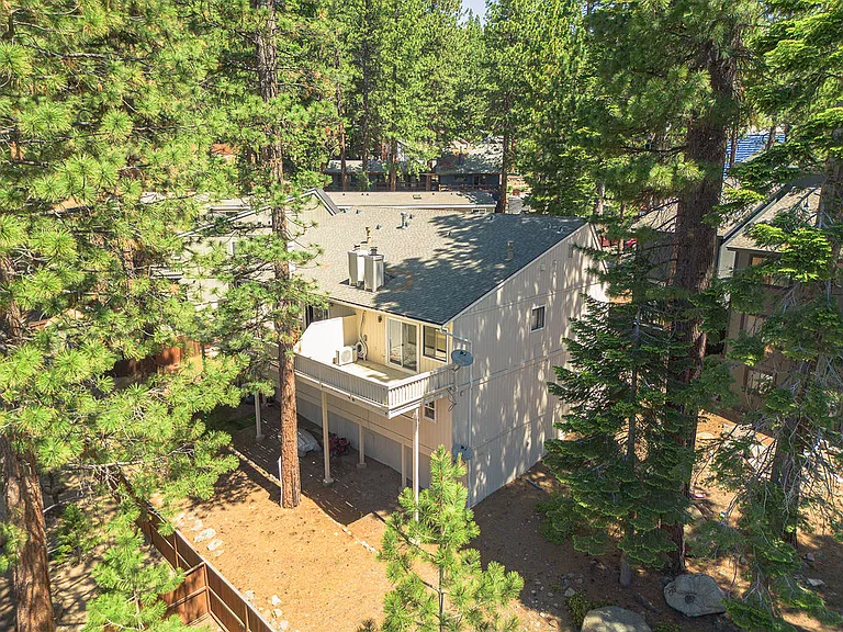 317 Cottonwood Ct — Photo 32