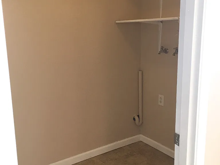 1444 Lynn Ave — Photo 20